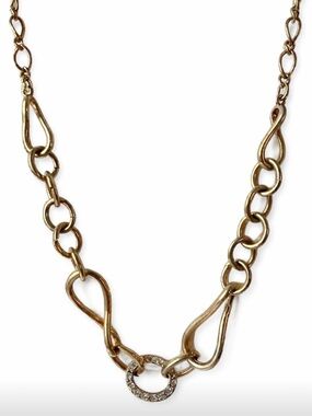 Gold horsebit chain necklace